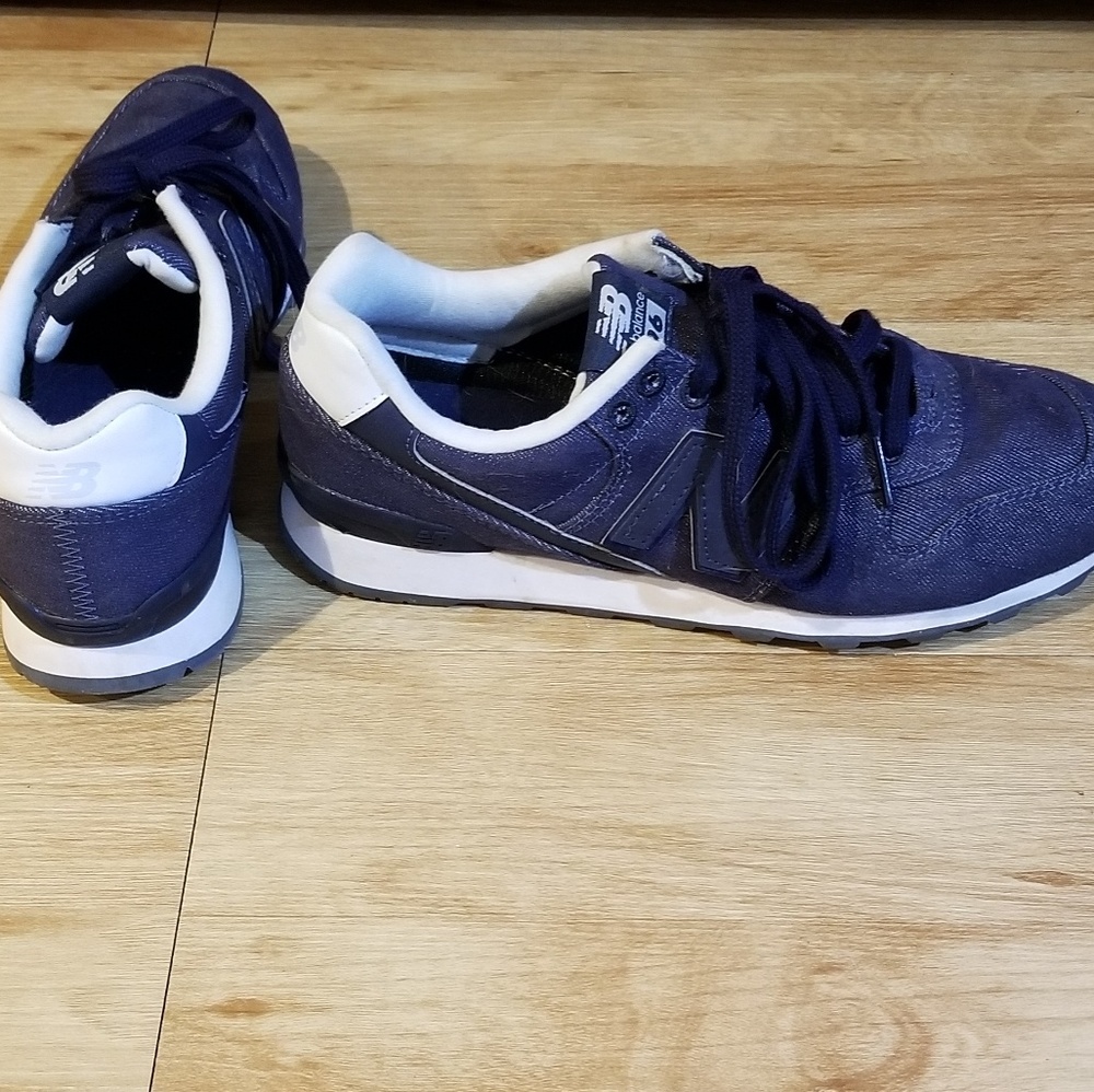 New Balance 696 women's tennis shoes